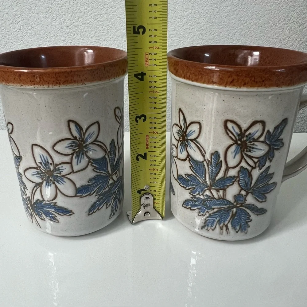 Vintage Ashdale Pottery England‎ Stoneware Pair Of Mugs Floral Blue Flowers